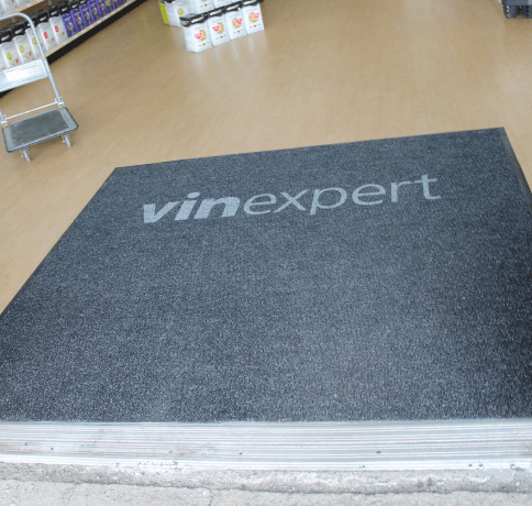 Custom Matt@x interior carpet for Vinexpert.